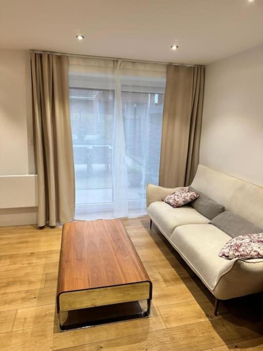 Charmant Studio Vue Sur Jardin Wattignies Екстер'єр фото