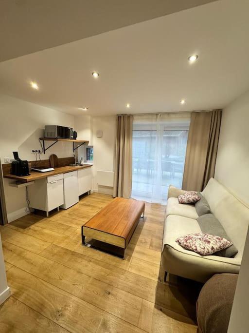 Charmant Studio Vue Sur Jardin Wattignies Екстер'єр фото
